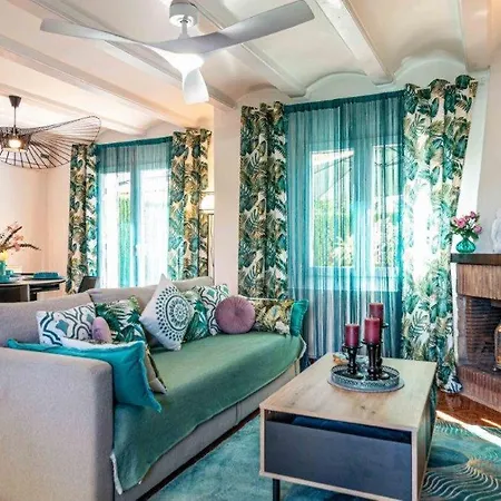 Holiday home Residencia La Perla